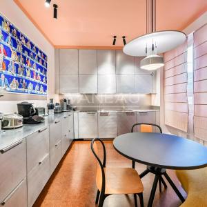 Paris VII – Élégant appartement de réception avec balcons – 171,05 m²