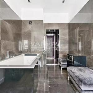 Paris VIII - Triangle d'or  - Quartier Saint Philippe du Roule