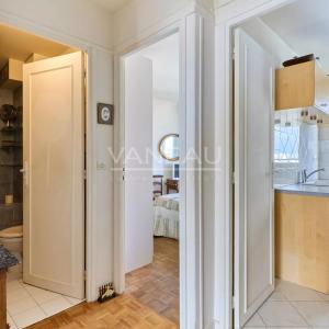 PARIS XVe - Dernier étage, balcons / Vues ciel et Paris by Night