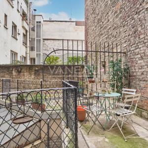 Exclusivité - Neuilly sur Seine- Saint James - Charme de l'Ancien et Vue Dégagée