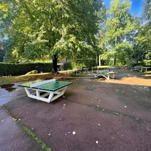 Résidence standing - 4 pèces avec terrasse - piscine et tennis .