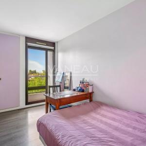 Résidence standing - 4 pèces avec terrasse - piscine et tennis .