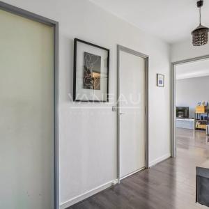 Résidence standing - 4 pèces avec terrasse - piscine et tennis .