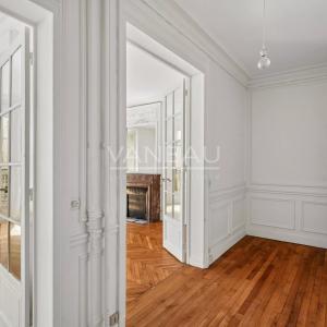 Paris XVIe -  Auteuil sud - Bel ancien - Trois chambres.