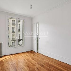 Paris XVIe -  Auteuil sud - Bel ancien - Trois chambres.