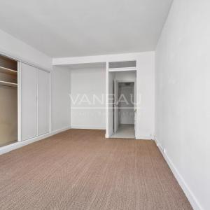 Paris 1er Louvre-Rivoli / Place des Victoires