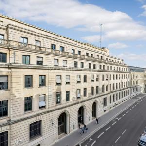 Paris 1er Louvre-Rivoli / Place des Victoires