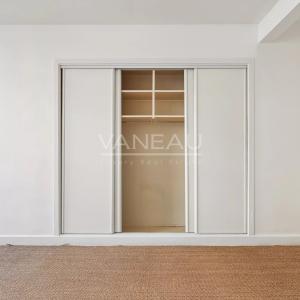 Paris 1er Louvre-Rivoli / Place des Victoires