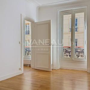 PARIS VI - RUE DU CHERCHE-MIDI-APPARTEMENT AVEC DEUX CHAMBRES