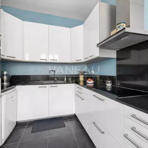 Paris IXe - Europe/ rue de Milan - 6 pièces, 4 chambres - Standi