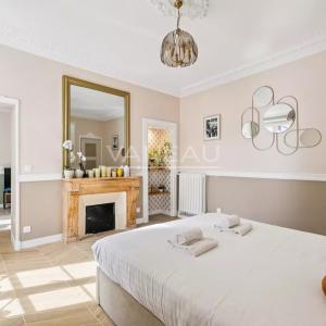 Paris IXe - Un écrin lumineux rénové en 2025 - DPE D -