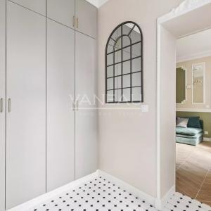 Paris IXe - Un écrin lumineux rénové en 2025 - DPE D -