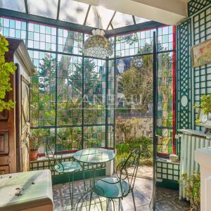 ASNIERES SUR SEINE - Hôtel particulier avec jardin