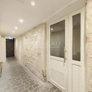Paris IIIe - Centre Pompidou - Studio calme et lumineux