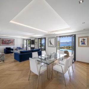 Cannes Croix des Gardes : Magnifique Villa avec vue mer panorami