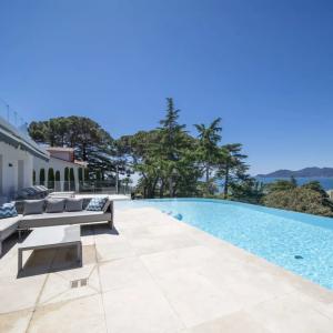 Cannes Croix des Gardes : Magnifique Villa avec vue mer panorami