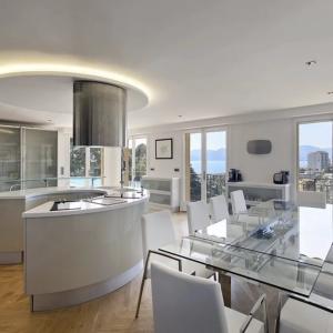 Cannes Croix des Gardes : Magnifique Villa avec vue mer panorami