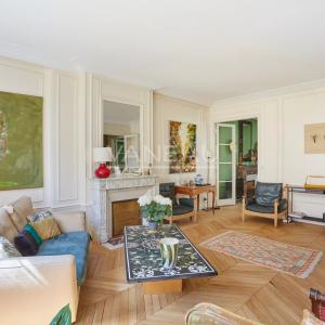 Paris XVIe - Passy - Appartement familial et de réception.