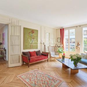 Paris XVIe - Passy - Appartement familial et de réception.