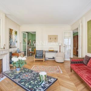 Paris XVIe - Passy - Appartement familial et de réception.