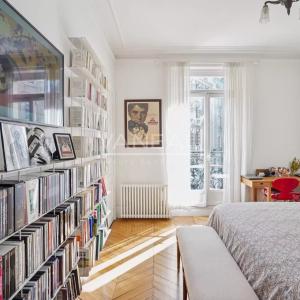 Paris XVIe - Village d'Auteuil - Elégant appartement deux chambr