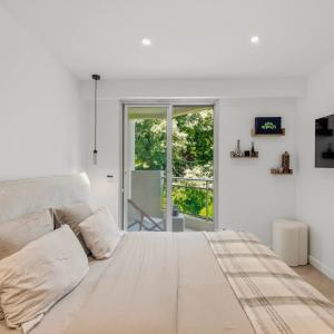 CANNES MONTROSE APPARTEMENT 3 PIECES RÉNOVÉ À VENDRE