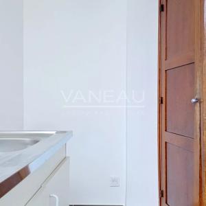 VANEAU VII - RUE VANEAU - STUDIO AVEC COIN BUREAU