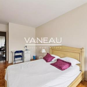 PARIS XIIIe _VAL DE GRACE / ARAGO : 3 CHAMBRES MEUBLEE