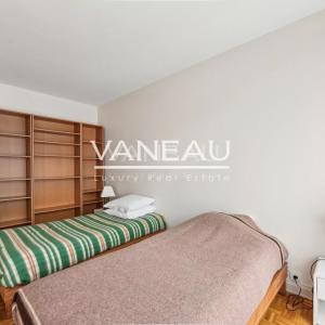 PARIS XIIIe _VAL DE GRACE / ARAGO : 3 CHAMBRES MEUBLEE
