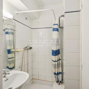 Paris 11ème Parmentier agréable studio sur jardin sans vis-à-vis