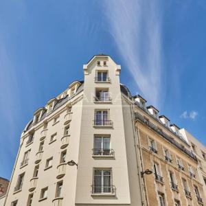 Paris XVeme –  Bergers/ Saint Charles– Loft atypique avec toit-terrasse. Vue à 360 degrés