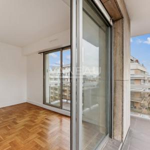 PARIS XVe Saint-Lambert - Bel appartement familial au dernier ét