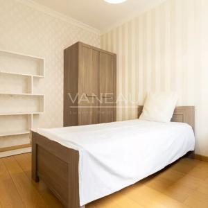 Paris XVIe - Porte Dauphine - Appartement spacieux de 4 chambres