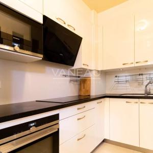Paris XVIe - Porte Dauphine - Appartement spacieux de 4 chambres