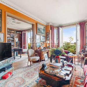 Prestigious 234 m² Apartment with Eiffel Tower Views