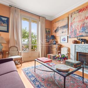 Prestigious 234 m² Apartment with Eiffel Tower Views