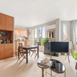 Prestigious 234 m² Apartment with Eiffel Tower Views