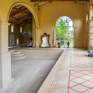 Lisle-sur-Tarn- Domaine Viticole d’exception au cœur de la Tosca
