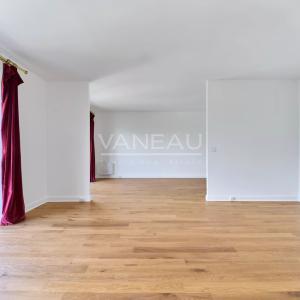 NEUILLY - MAIRIE - RESIDENCE CLUB DE NEUILLY
