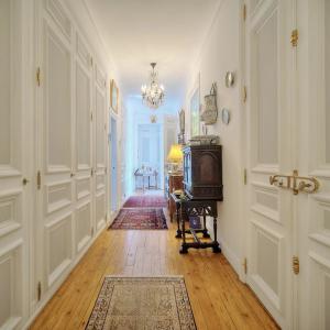 CANNES MONTFLEURY - APPARTEMENT 6 PIECES BOURGEOIS