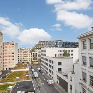 Appartement familial de 4 chambres avec balcon et terrasse