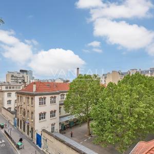 Paris XVe - Volontaires - Appartement en étage élevé