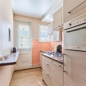 Paris XVe - Volontaires - Appartement en étage élevé