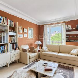 Paris XVe - Volontaires - Appartement en étage élevé