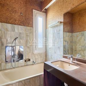 Paris XVe - Volontaires - Appartement en étage élevé