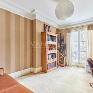 Paris XVe - Volontaires - Appartement en étage élevé