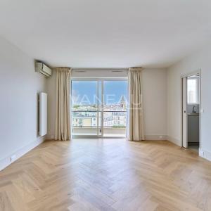 NEUILLY - MAIRIE - RESIDENCE CLUB DE NEUILLY