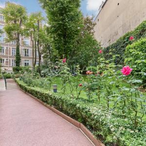 Paris VIe - Studio sur jardin Assas