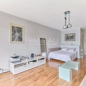 Paris VIe - Studio sur jardin Assas