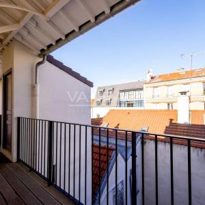 Duplex esprit loft au centre ville - Dernier étage